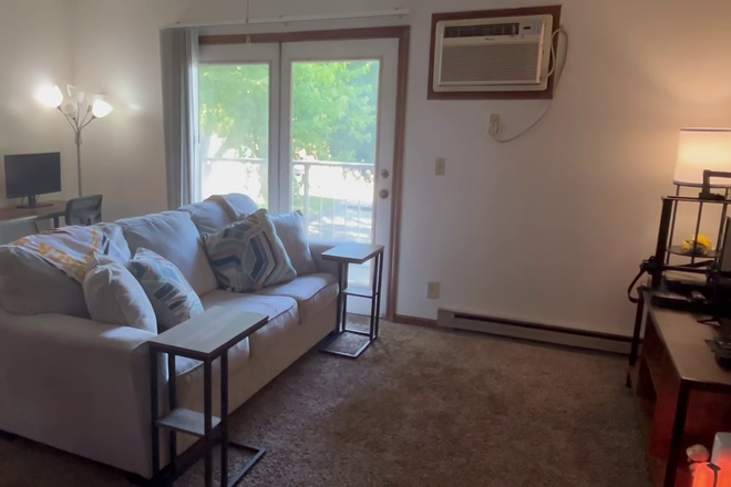 Living Room (From Enterance) - Lhoste