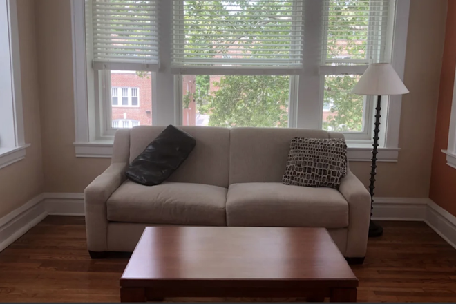Living room - 740 westgate Apartments