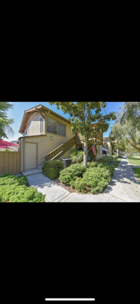 Outside view - 3 beds/2 baths condo near UCI
