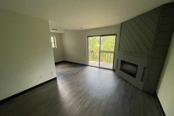 2 - AVAILABLE NOW: 2857 Shadow Creek Dr #A303 Condo