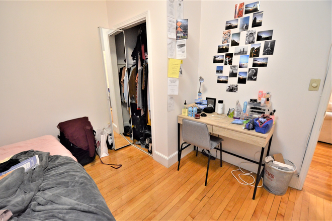 bedroom - 2 Separate Rooms in Fenway across Target renovated No Fee move in 9/1