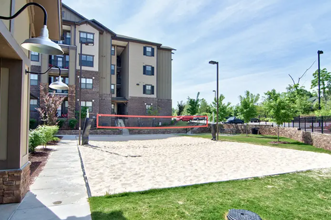 Sand Volleyball Court - Furnished Private Bed and Bath- 10 mins from campus | Female Only | $950