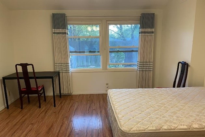 Side bed room - Furnished Private Room of Single House 0.4 mile off UTD campus