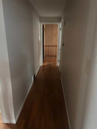 Hallway - SUMMER SUBLET CLOSE TO CAMPUS House