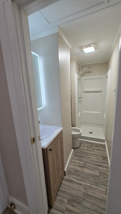 Bathroom - Clean, Recently refreshed studio apartment