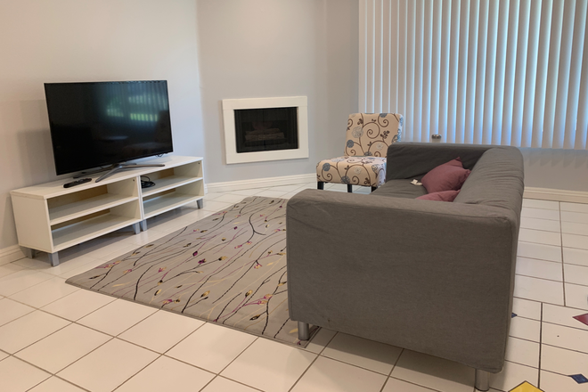 Livingroom - 2 bed/ 2 bath CONDO for UCR Students only