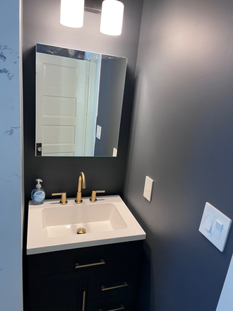 - Renovated, Furnished 1921 Bungalow Short Walk to Campus