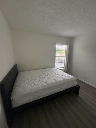 Bedroom - Windwood Condominium Association