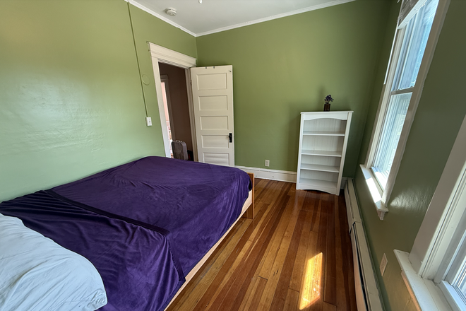 Bedroom - Mansfield Ave House