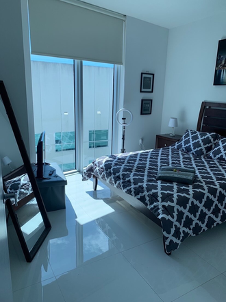 Day time room - BRICKELL FURNISHED ROOM