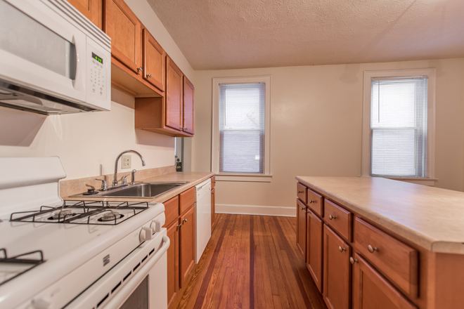 Kitchen - 2720 Jefferson House