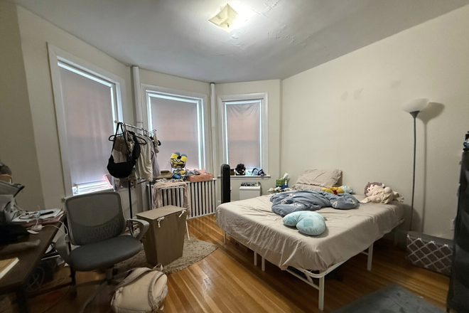 A - 2 bed with living room Apartments
