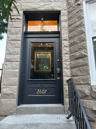 Front Door - Chez’ Benee’