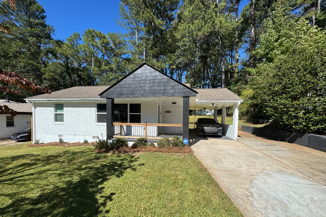 Front - FIFA WORLD SOCCER 2026 & BEYOND - Quaint 3 Bedroom Haven Cozy Retreat in Metro Atl