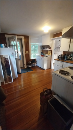 Kitchen - McClellan Street House - Foreign Graduate Students preferred