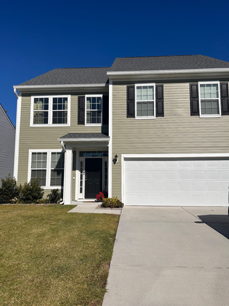 Front of house - Beautiful 3 bed 2.5 bath home 30 mins to downtown