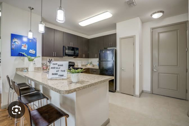 Kitchen - Lark Central