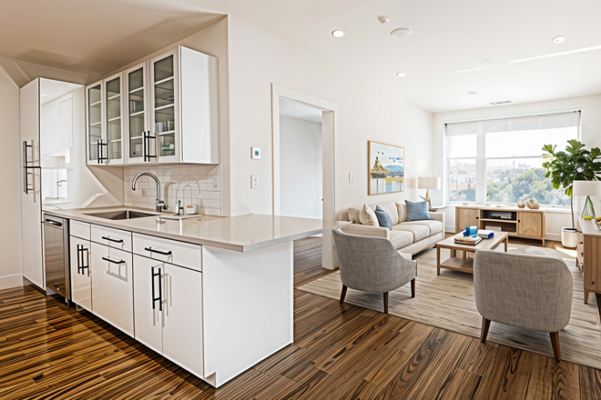 . - STUNNING, RENOVATED 3 BED / 2 BATH NEAR CAMPUS AVAIL. 9/1/26!! Apartments