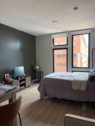 Bed - Summer Sublet - The Oliver Apartments