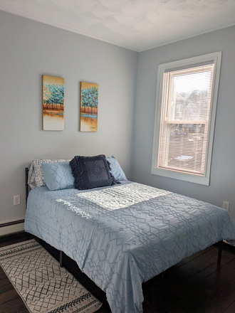 Bedroom - Large apartment in Eastside Providence