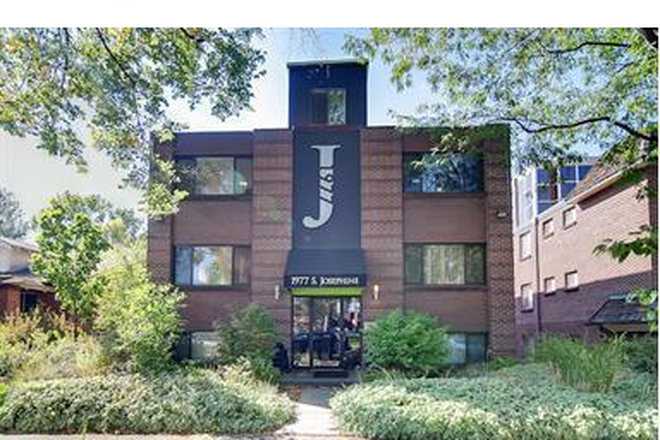 Front of Building - University of Denver rental