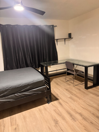 Bedroom 1 - Student Fully Furnished BEDROOM/houseAVAILABLE