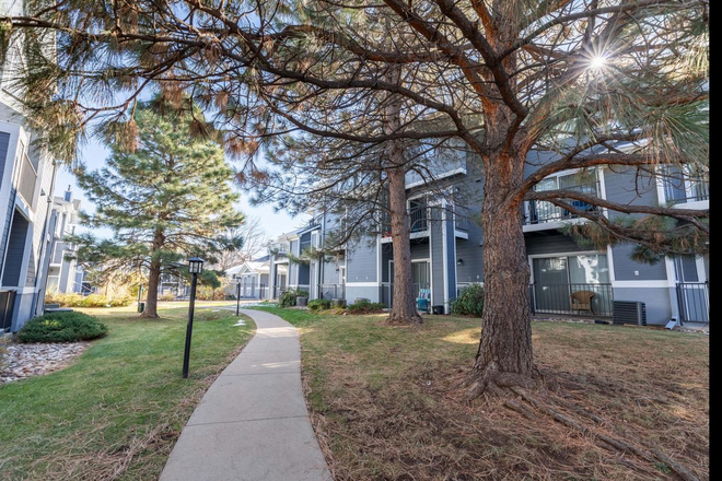 Apartment Grounds - Private Bedroom For Rent In Union Baseline Apartment Complex