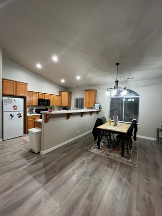 Kitchen/dining room - Rio Homes
