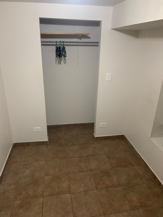 Room - Apartment