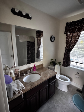 Room for rent - Brand new build. In-law suite for rent Apartments