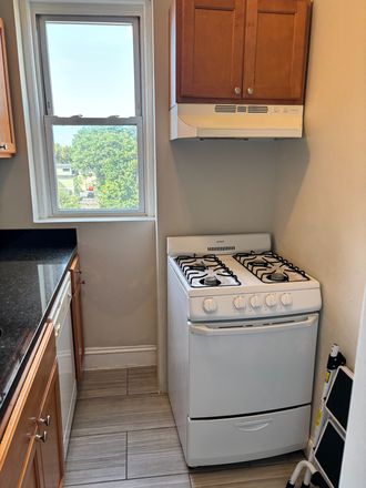 Kitchen - Studio on Comm Ave ASAP Move! Apartments