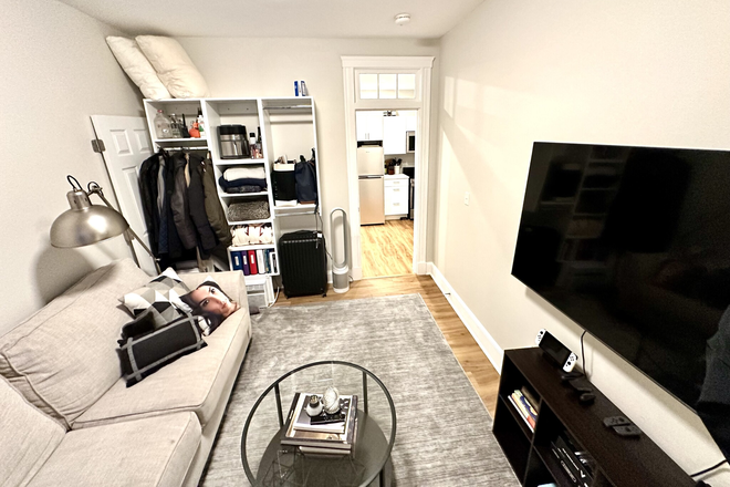 1 - Off Campus Affordable Student building NO Fee and 9/1/26 move in Fenway Location NO FEE