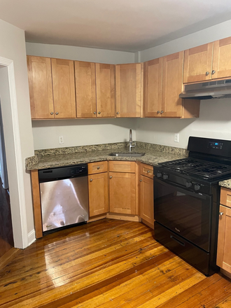 Kitchen - Four Bedroom Apartment, Close to Campus