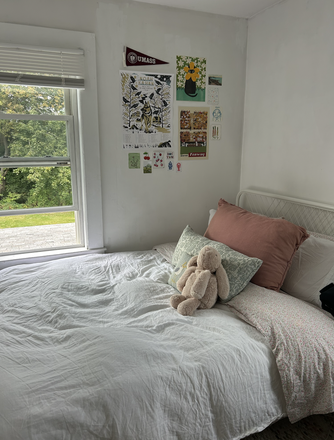 Bedroom (Bed and mattress included) - Hazel Ave