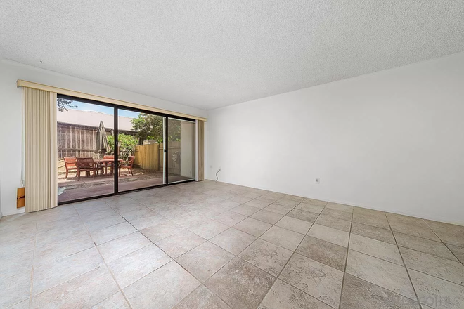 living room - 2 bed/2 bath condo near UCSD, backyard, parking