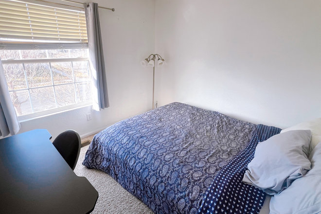 bedroom - Furnished Private Room & Bathroom for Rent 12min to the CU anschutz campus