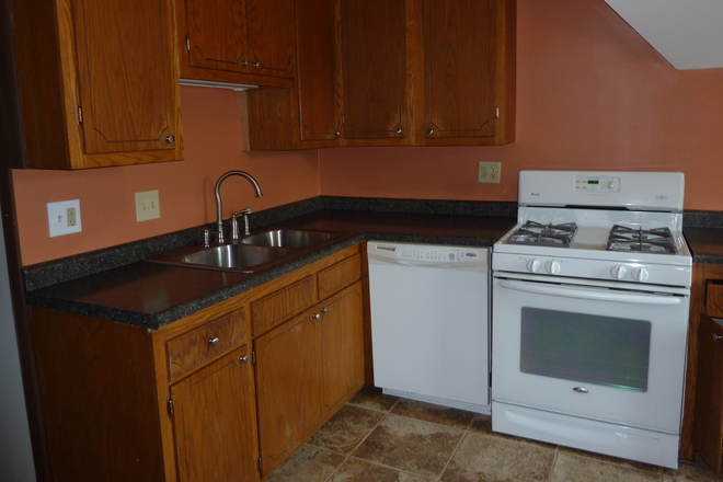 Kitchen - Nicely updated 2 bedroom upper unit in triplex: Available now! Triplex