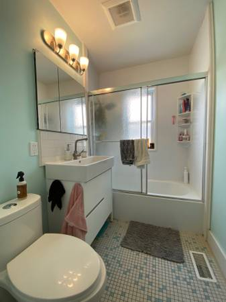 Bathroom - $3,575 / 3br - Close to TUFTS + all utilities included