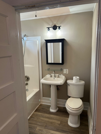 - 66 Folly Road Blvd