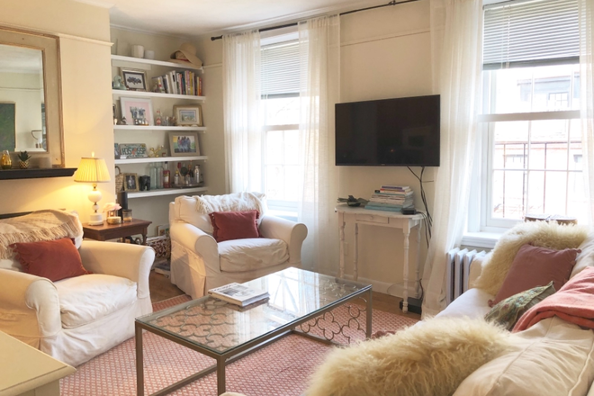 A - Last minute listing!!! Apartments