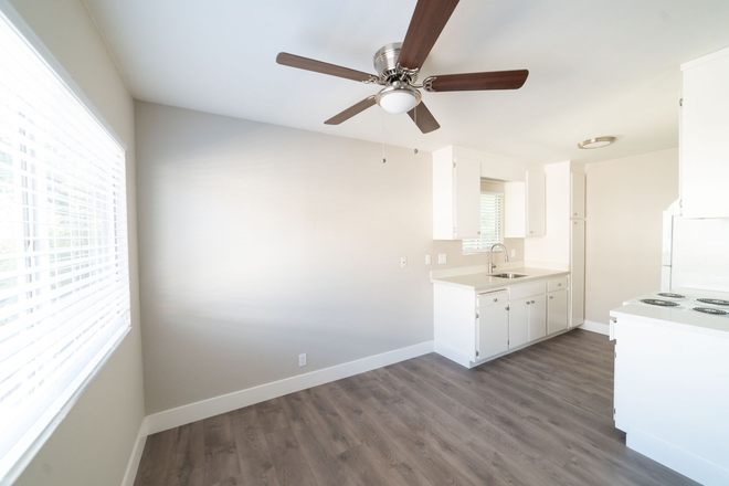 - 2215 San Jose Ave.