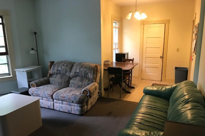 Living room, view 1 - 1 BR for rent; duplex, prefers men; heat partialy paid! Trash ,water and gas paid. Duplex