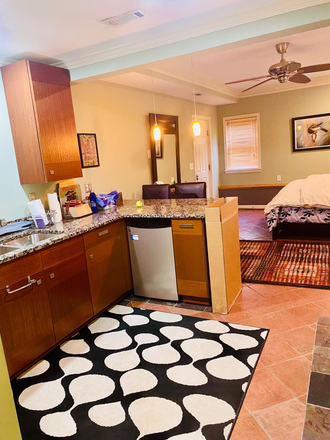 Kitchenette - Furnished Studio in Cabbagetown/Reynoldstown/Grant Park Apartments