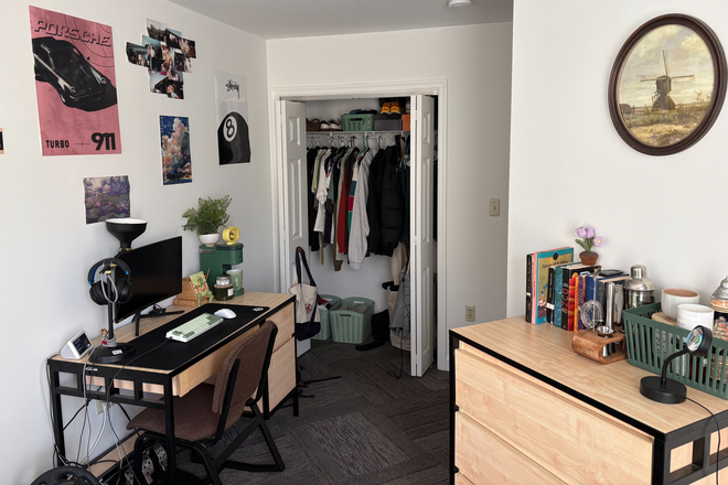 Bedroom - South Commons 7 Apartments