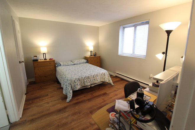 3 - Cozy top floor apartment near Union Square