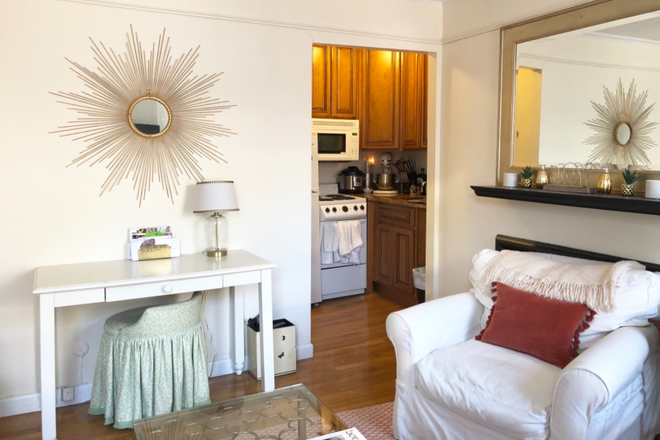 A - Last minute listing!!! Apartments