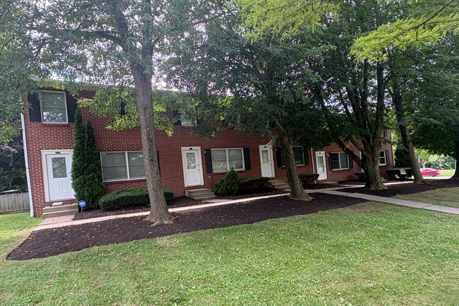 Mase Townhomes - Five Units - MASE TOWNHOMES