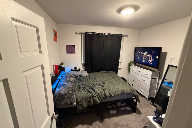 bedroom, furniture not included - Donnybrook Apartments