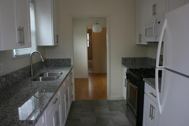 Kitchen - Cottage style detached apartment