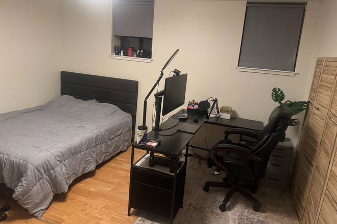 Bedroom - Harvard Square Sublet – 6 Bed 5.5 Bath – Furnished – Summer/Fall – $1650 Apartments